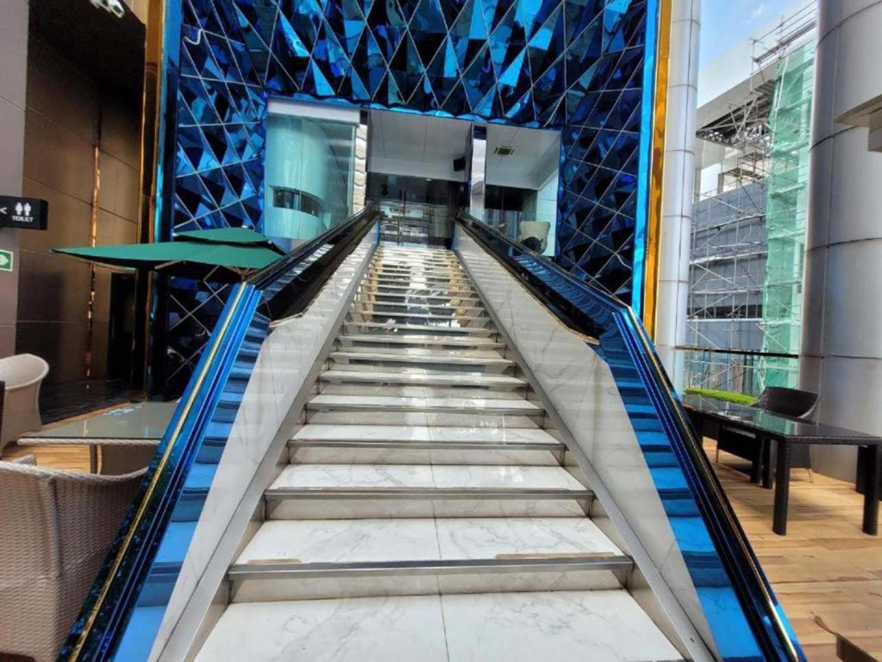 The Platinum Suites By Faced Kuala Lumpur Eksteriør bilde
